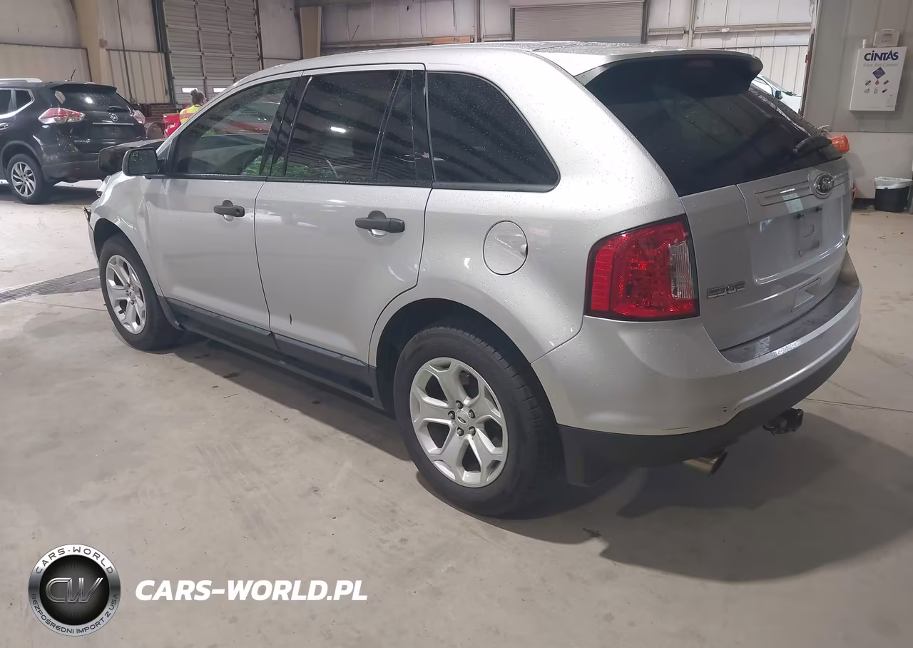 2013 Ford Edge Se VIN:2FMDK3G95DBA87332 - 3