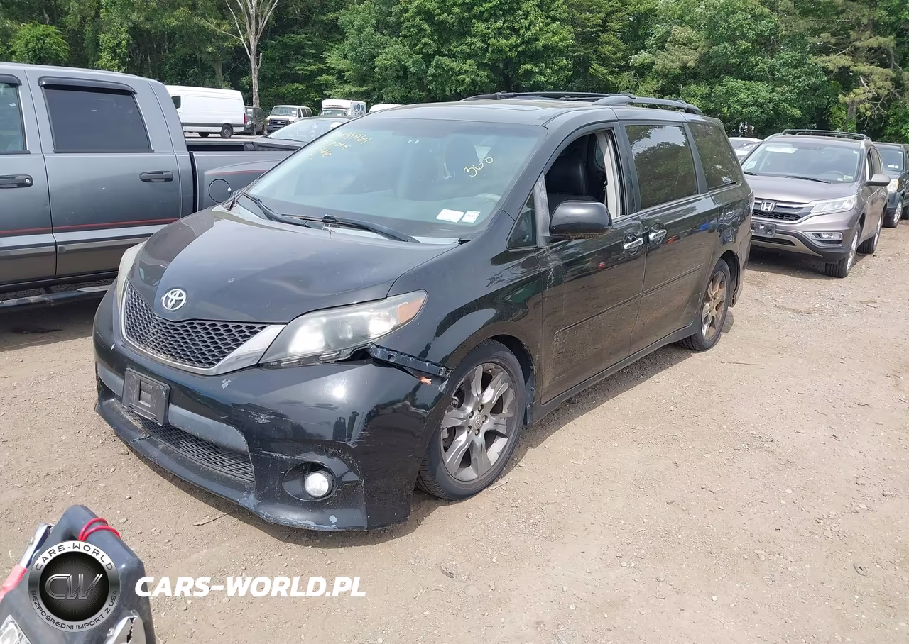 2013 Toyota Sienna Se 8 Passenger VIN:5TDXK3DC3DS340972 - 2