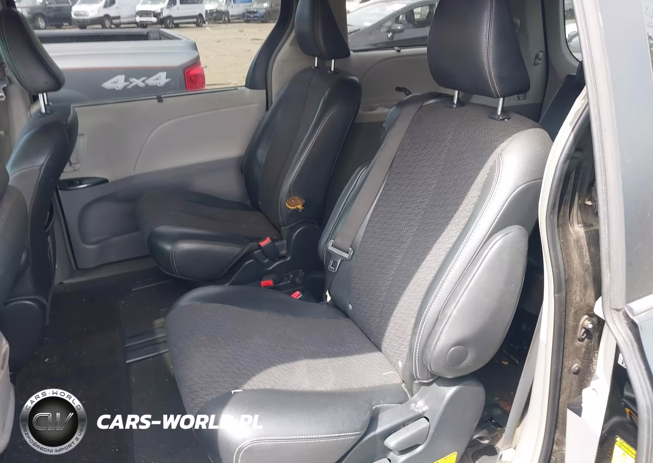 2013 Toyota Sienna Se 8 Passenger VIN:5TDXK3DC3DS340972 - 8
