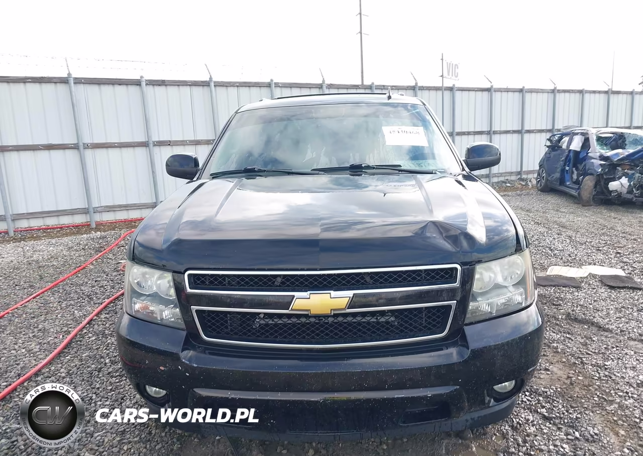 2013 Chevrolet Suburban Lt VIN:1GNSCJE0XDR347200 - 12
