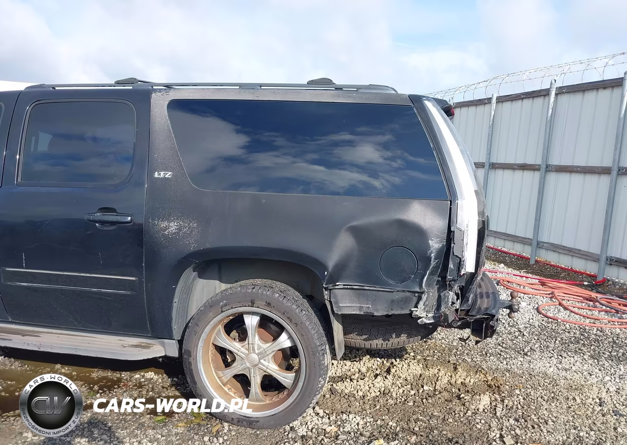 2013 Chevrolet Suburban Lt VIN:1GNSCJE0XDR347200 - 6