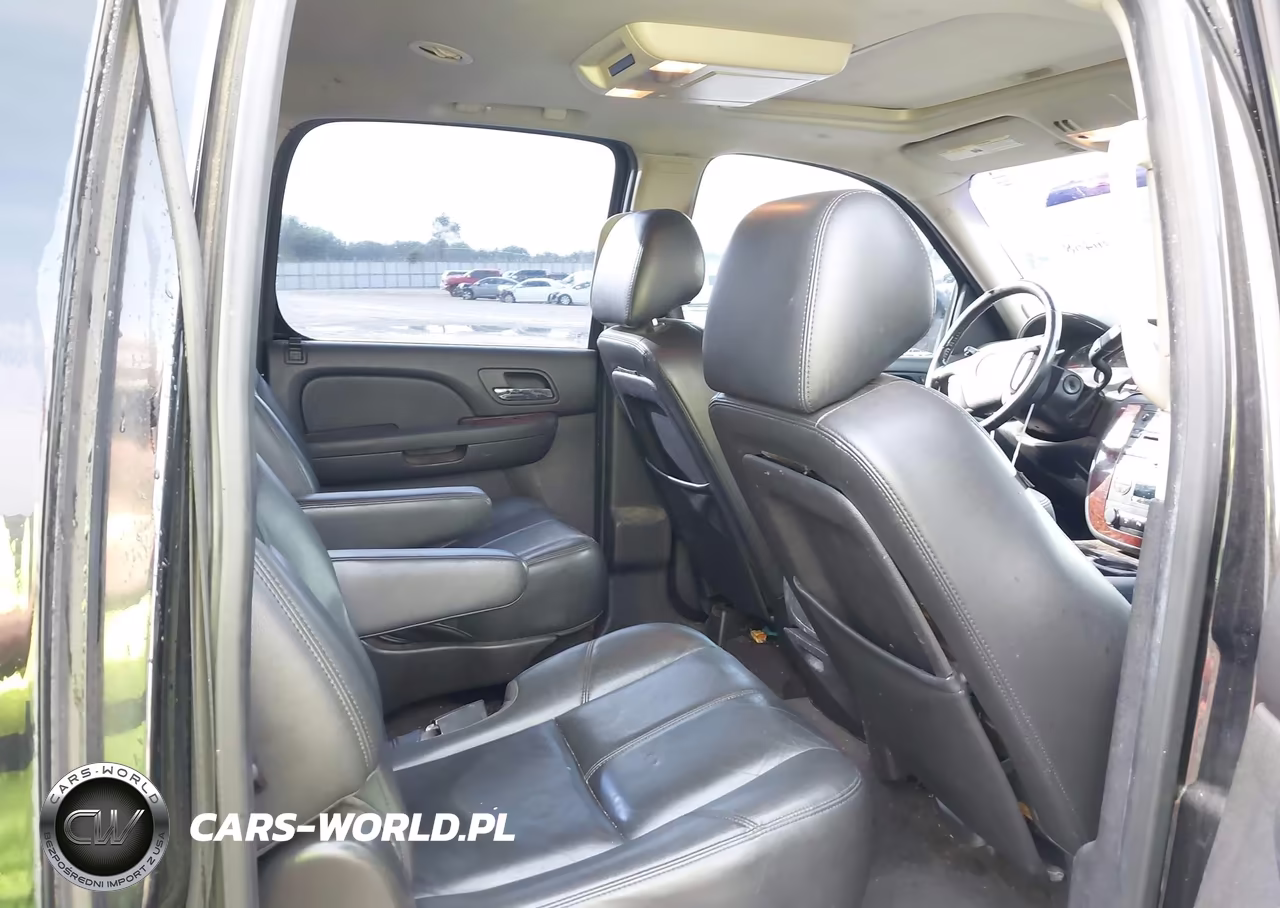 2013 Chevrolet Suburban Lt VIN:1GNSCJE0XDR347200 - 8