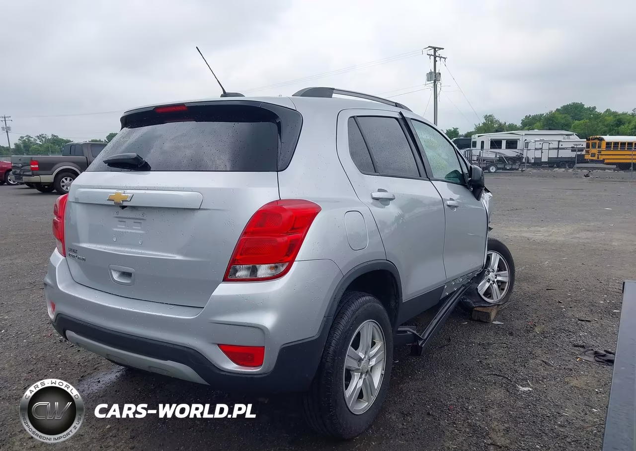 2021 Chevrolet Trax Awd Lt VIN:KL7CJPSM4MB364495 - 4