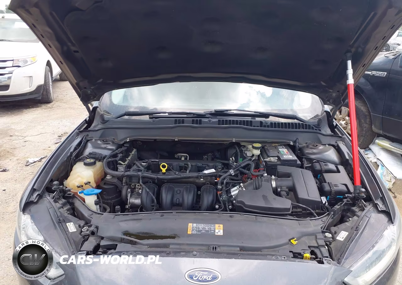 2016 Ford Fusion S VIN:3FA6P0G75GR253128 - 10
