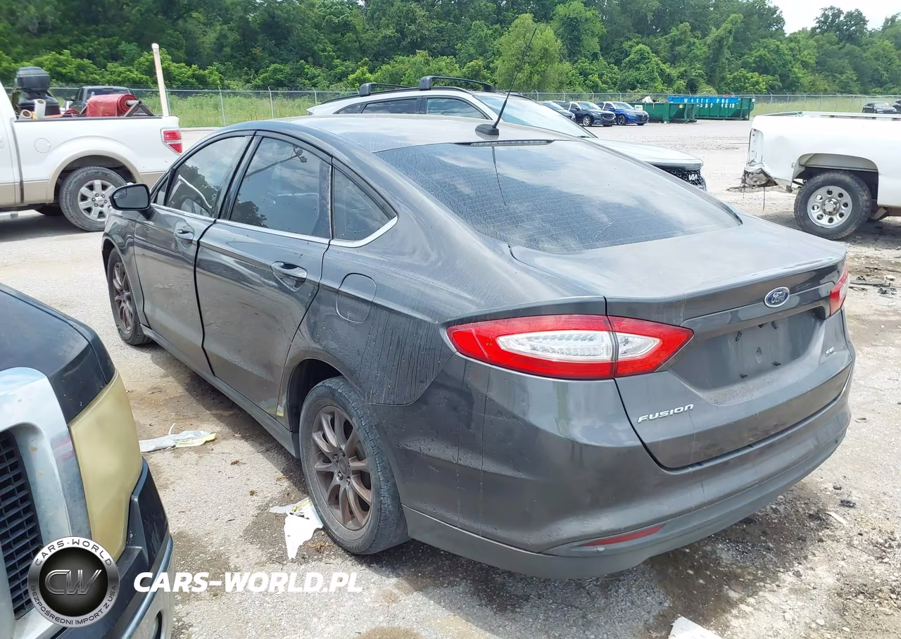 2016 Ford Fusion S VIN:3FA6P0G75GR253128 - 3