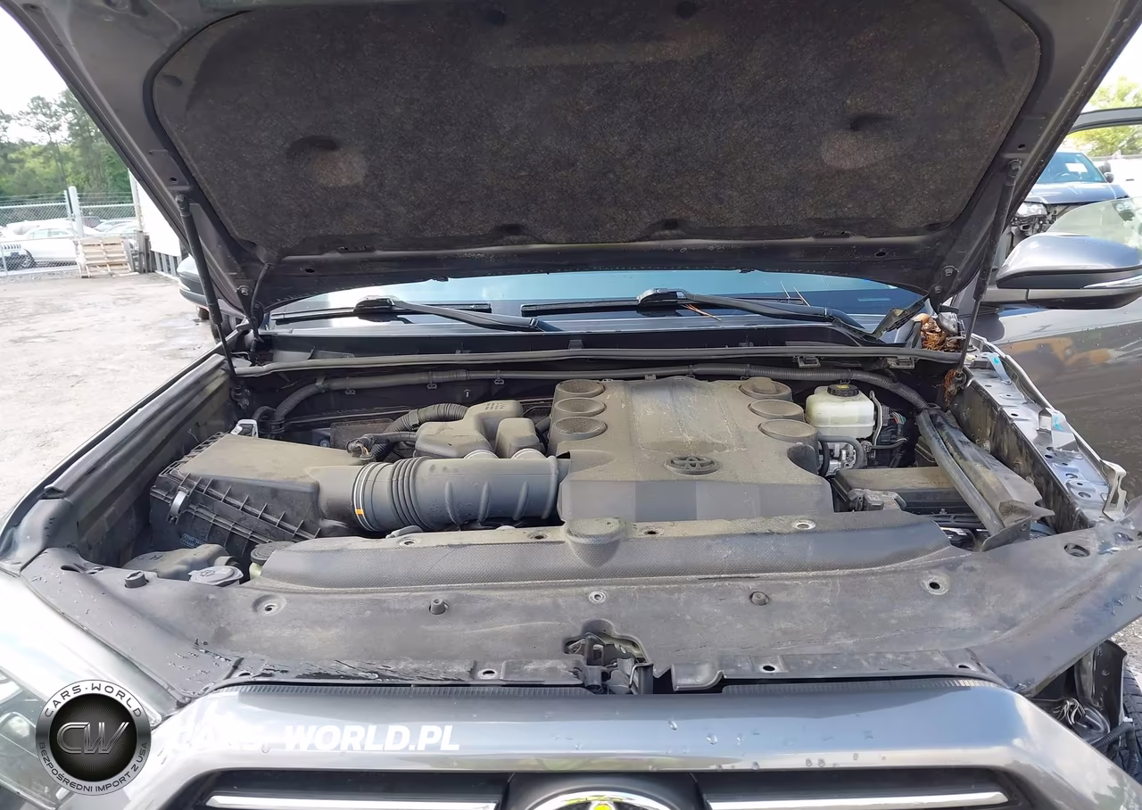2020 Toyota 4Runner Sr5 Premium VIN:JTEBU5JR7L5751946 - 10