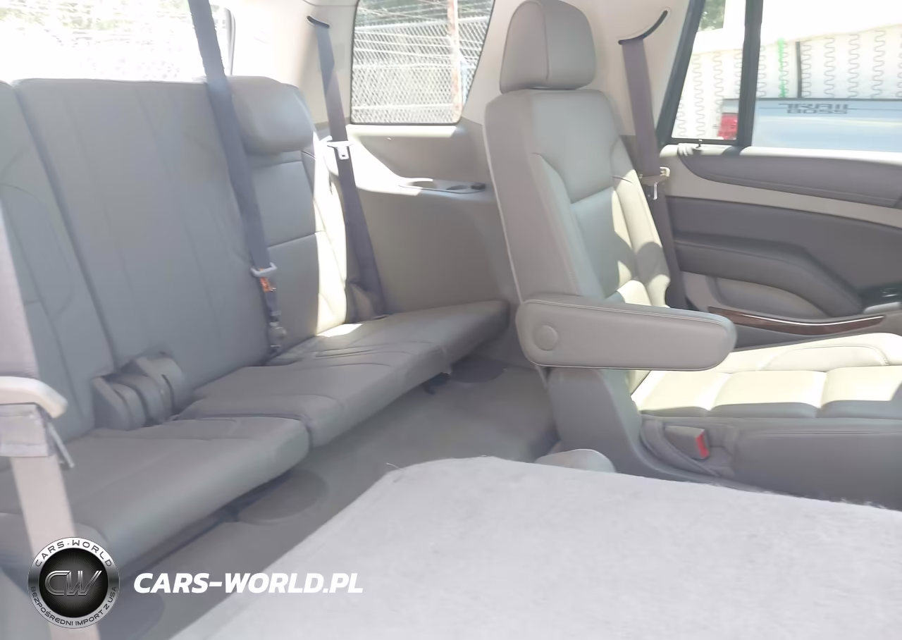 2017 Chevrolet Tahoe Premier VIN:1GNSCCKC0HR296533 - 8