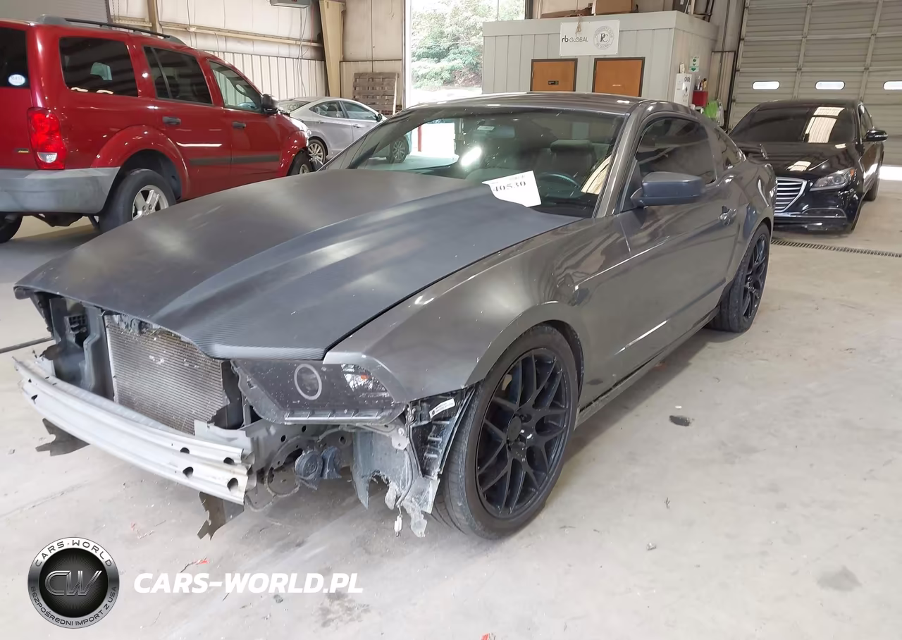 2014 Ford Mustang V6 VIN:1ZVBP8AM0E5324643 - 2