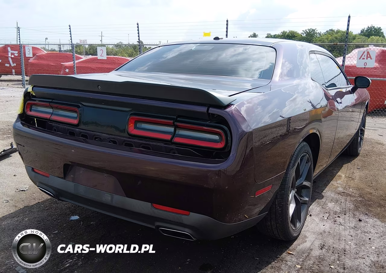 2020 Dodge Challenger Sxt VIN:2C3CDZAG9LH199040 - 4