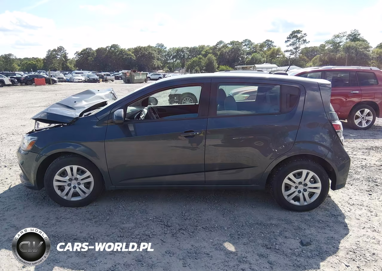 2020 Chevrolet Sonic Fwd 1Fl 5-Door VIN:1G1JG6SB6L4125169 - 14