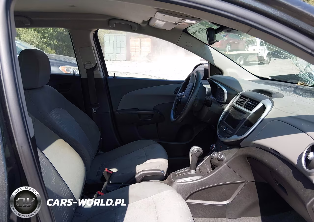2020 Chevrolet Sonic Fwd 1Fl 5-Door VIN:1G1JG6SB6L4125169 - 5
