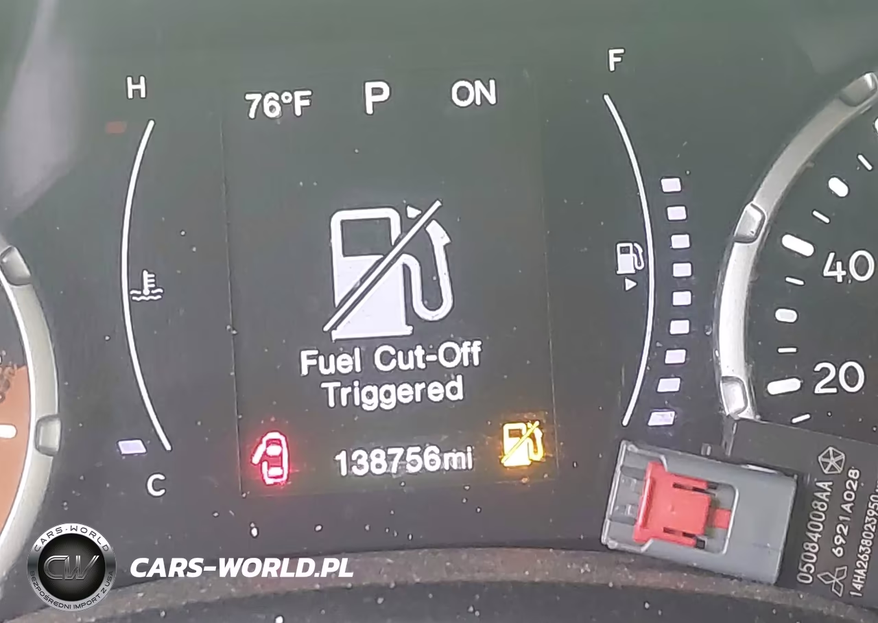 2018 Jeep Renegade Sport 4X4 VIN:ZACCJBAB6JPJ45395 - 16