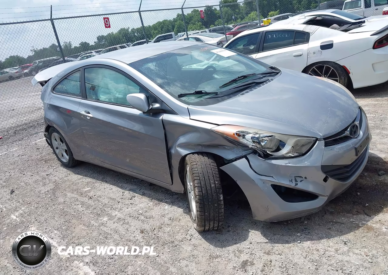 2013 Hyundai Elantra Gs – zdjęcie 1 z 16