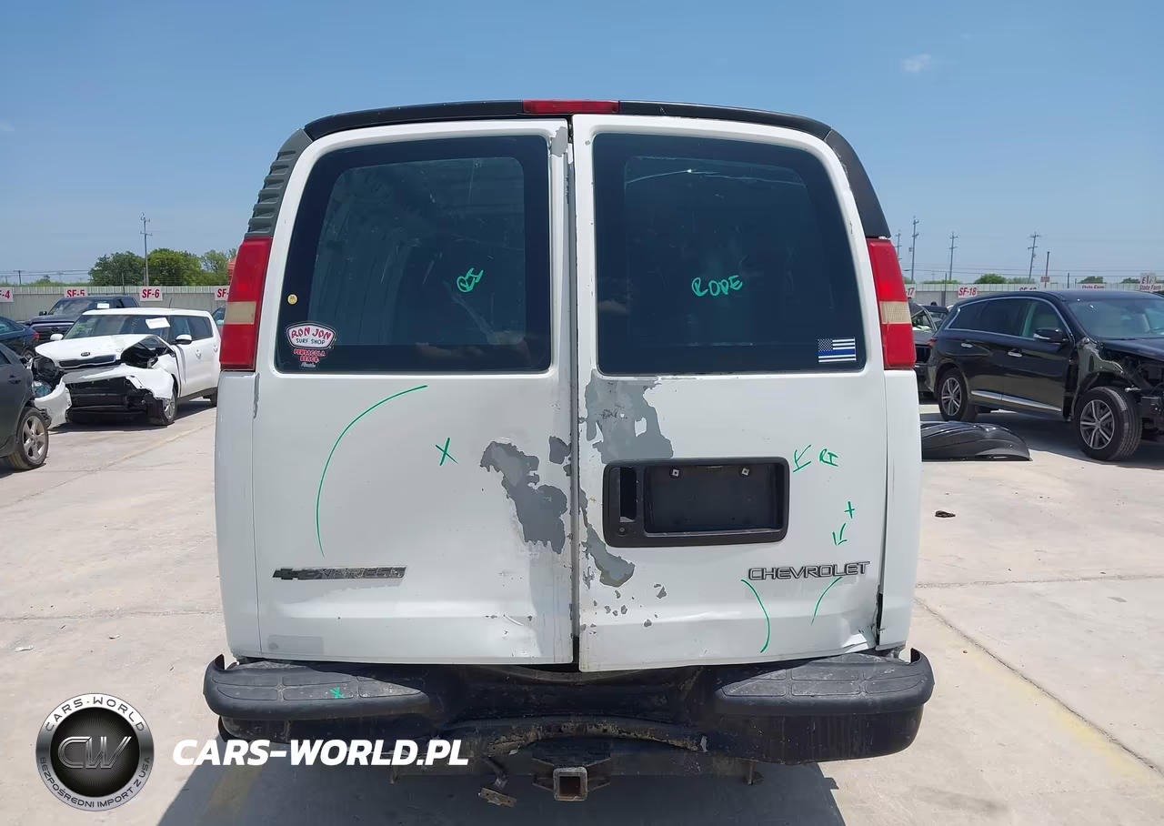 2004 Chevrolet Express VIN:1GCFG15XX41168102 - 17