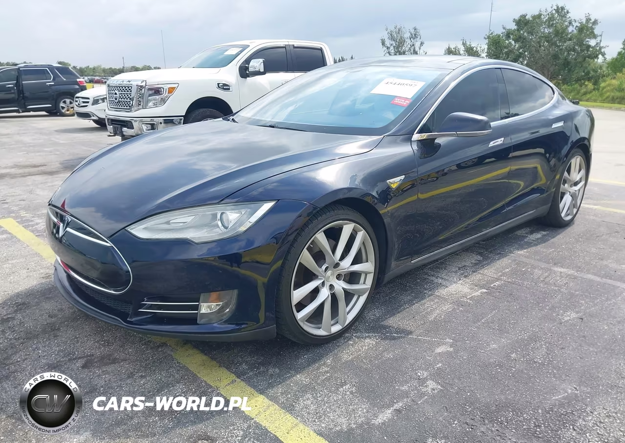 2013 Tesla Model S Performance VIN:5YJSA1DP9DFP10833 - 2