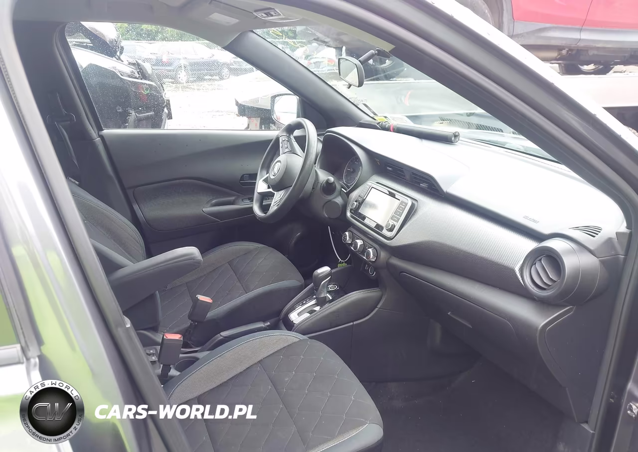 2019 Nissan Kicks S VIN:3N1CP5CU8KL547921 - 5