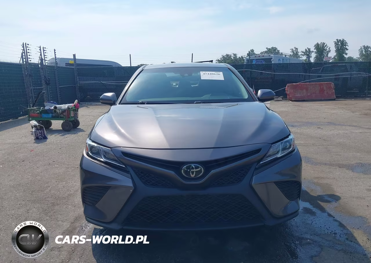 2018 Toyota Camry Se VIN:4T1B11HK7JU537911 - 13