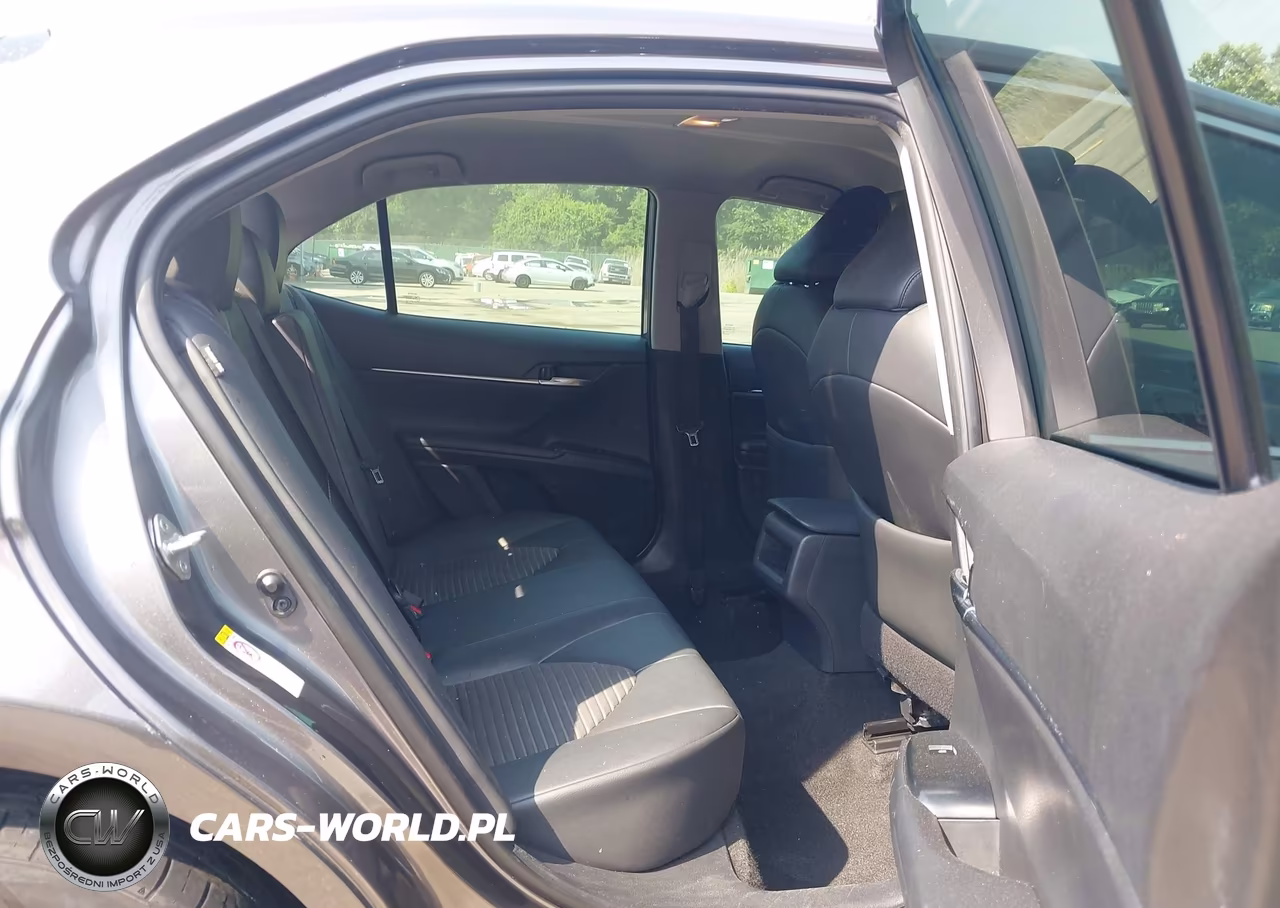 2018 Toyota Camry Se VIN:4T1B11HK7JU537911 - 8