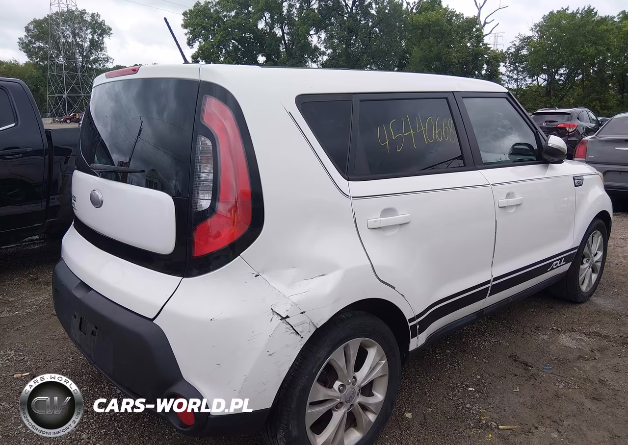 2014 Kia Soul + VIN:KNDJP3A58E7746156 - 18