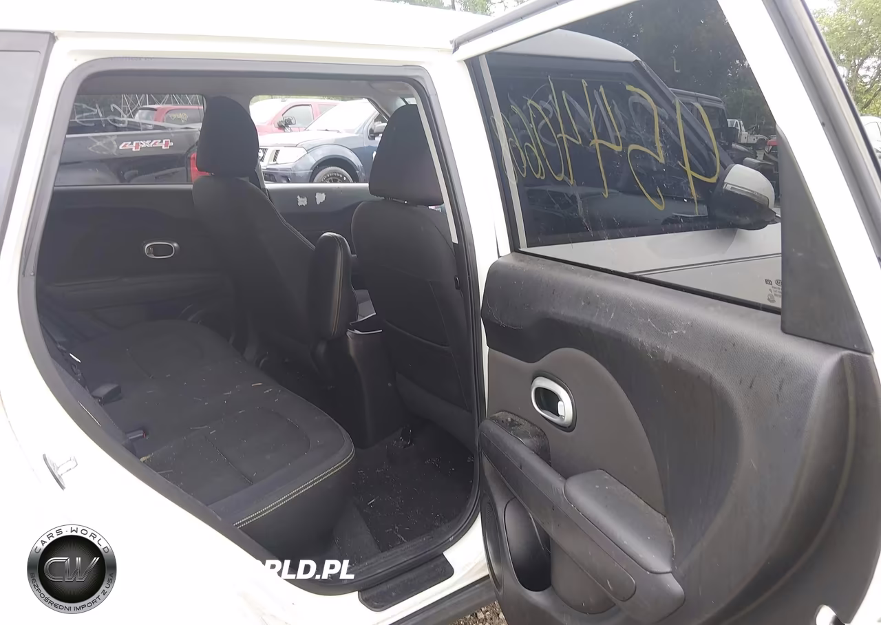 2014 Kia Soul + VIN:KNDJP3A58E7746156 - 8