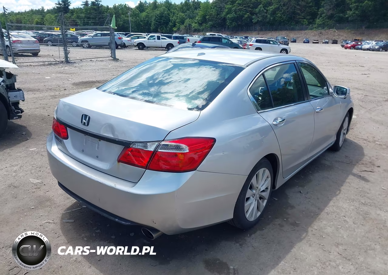 2015 Honda Accord Ex-L VIN:1HGCR2F84FA071508 - 4