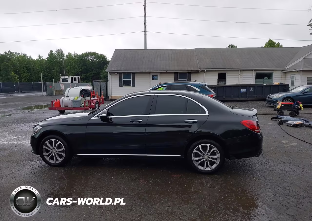 2015 Mercedes-Benz C 300 4Matic VIN:55SWF4KBXFU071147 - 14