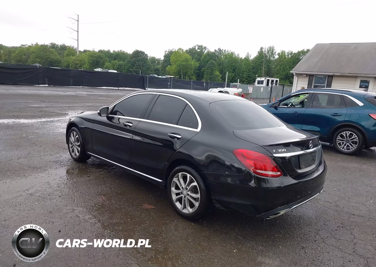 2015 Mercedes-Benz C 300 4Matic VIN:55SWF4KBXFU071147 - 3