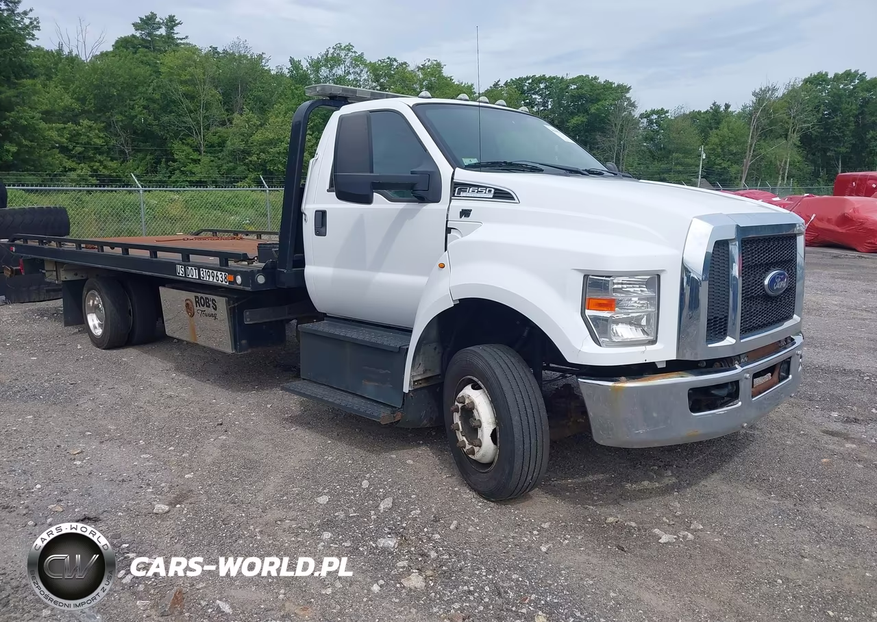 2019 Ford F-650 Gas