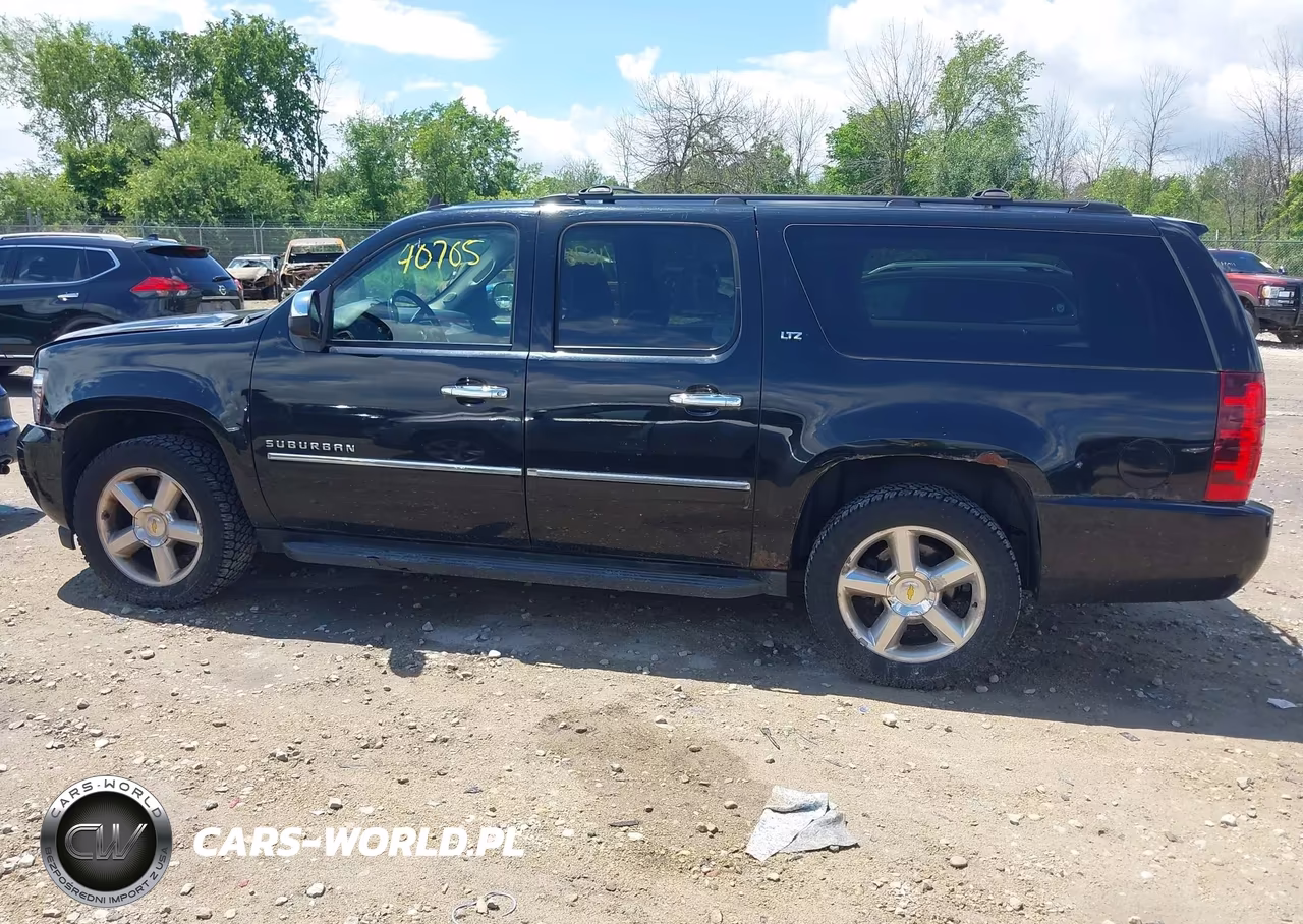2011 Chevrolet Suburban 1500 Ltz VIN:1GNSKKE30BR177316 - 14