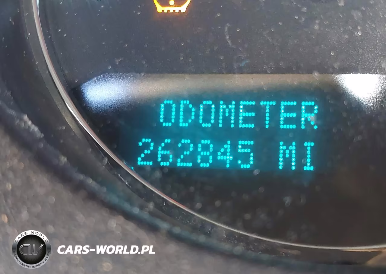 2011 Chevrolet Suburban 1500 Ltz VIN:1GNSKKE30BR177316 - 15