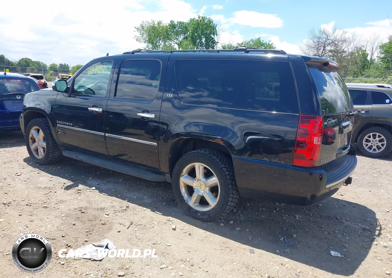 2011 Chevrolet Suburban 1500 Ltz VIN:1GNSKKE30BR177316 - 3