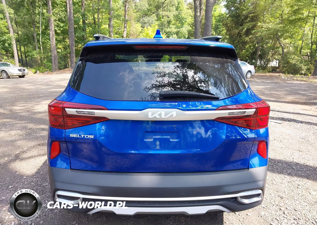 2022 Kia Seltos S VIN:KNDEU2AA5N7305974 - 16
