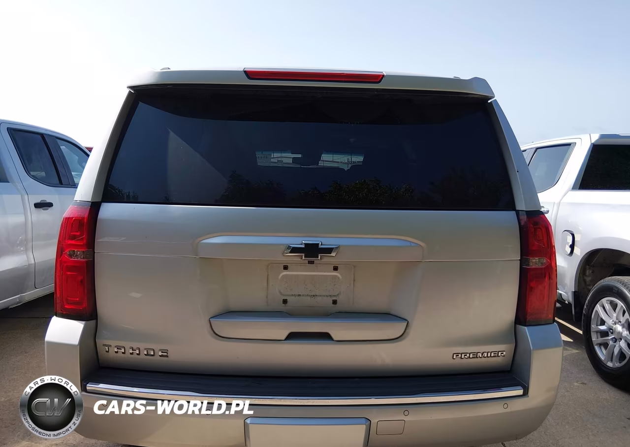 2019 Chevrolet Tahoe Premier VIN:1GNSCCKC9KR105604 - 16