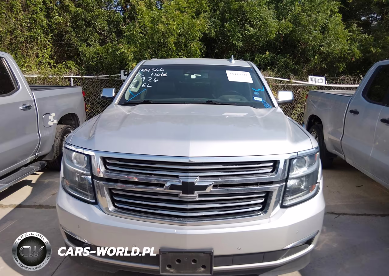 2019 Chevrolet Tahoe Premier VIN:1GNSCCKC9KR105604 - 6