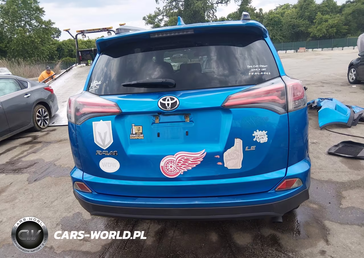 2017 Toyota Rav4 Le VIN:JTMZFREV5HJ700617 - 17