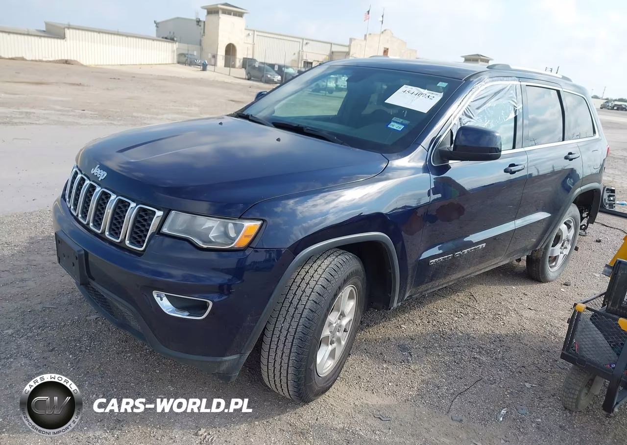 2017 Jeep Grand Cherokee Laredo 4X2 VIN:1C4RJEAG6HC678825 - 2