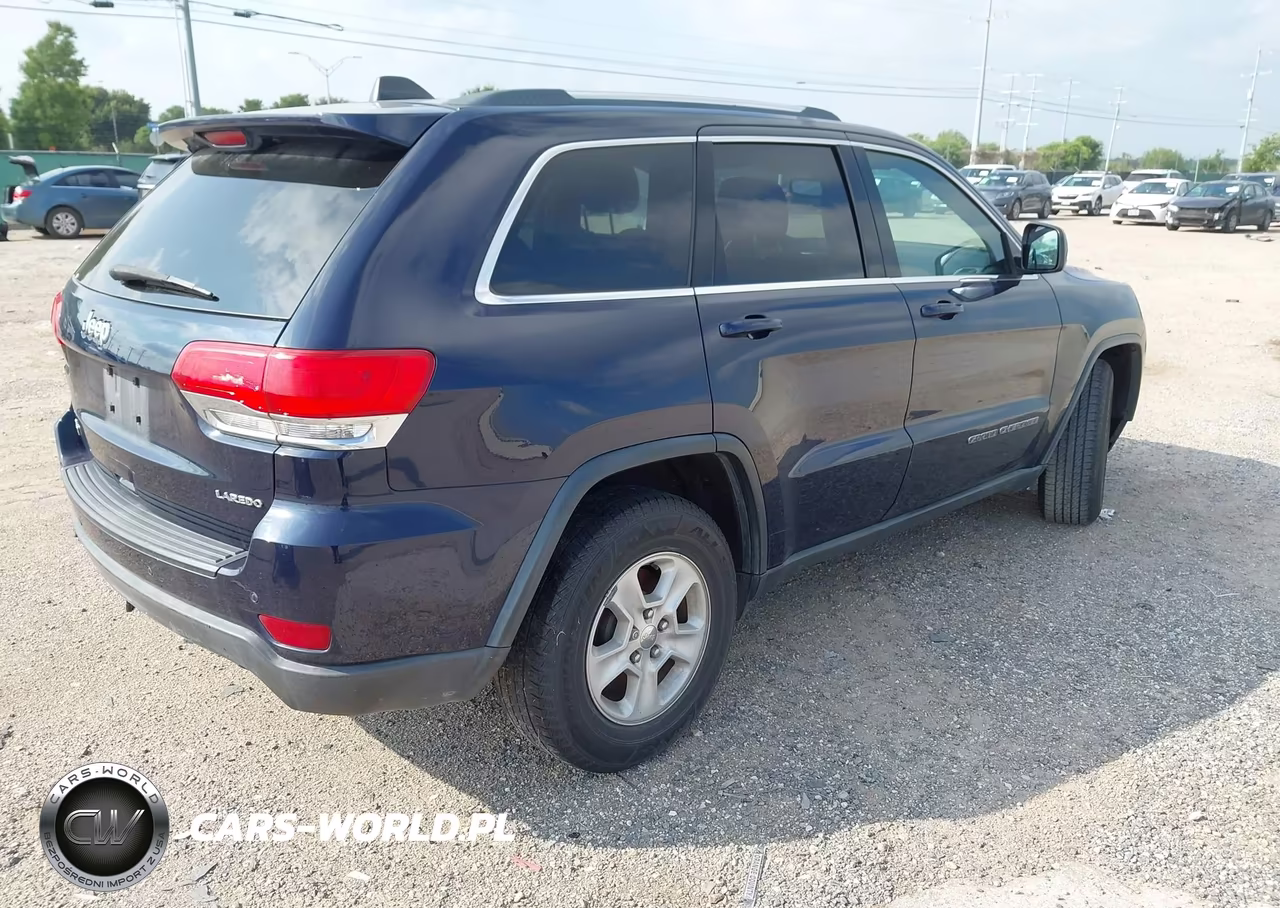 2017 Jeep Grand Cherokee Laredo 4X2 VIN:1C4RJEAG6HC678825 - 4