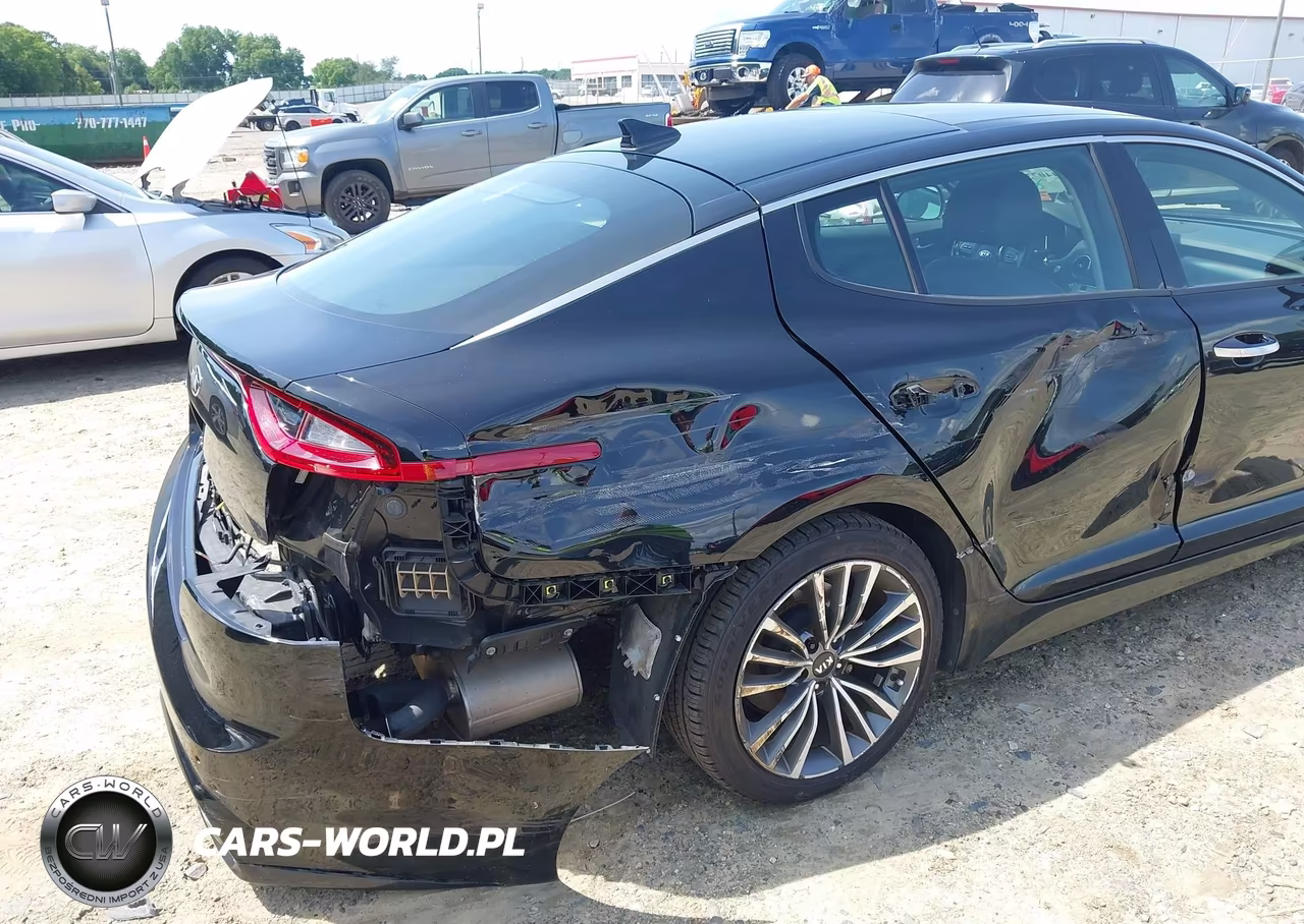2018 Kia Stinger Premium VIN:KNAE25LA5J6012190 - 6