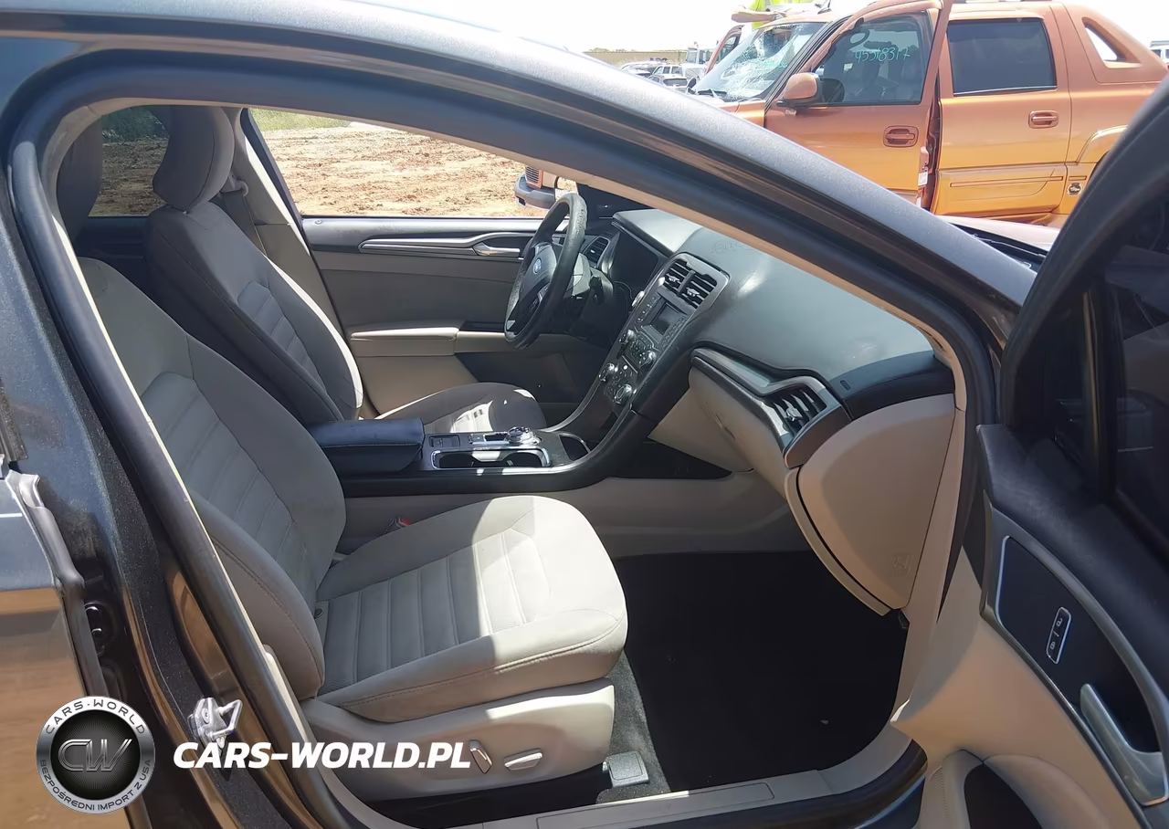 2017 Ford Fusion Se VIN:3FA6P0HD2HR126794 - 5