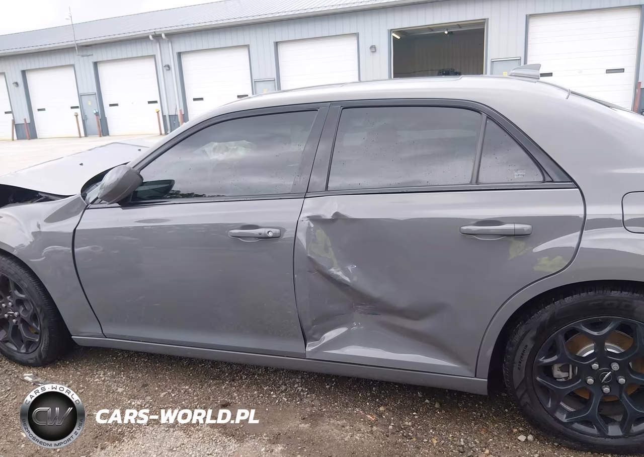 2017 Chrysler 300 300S Awd VIN:2C3CCAGG8HH612956 - 15
