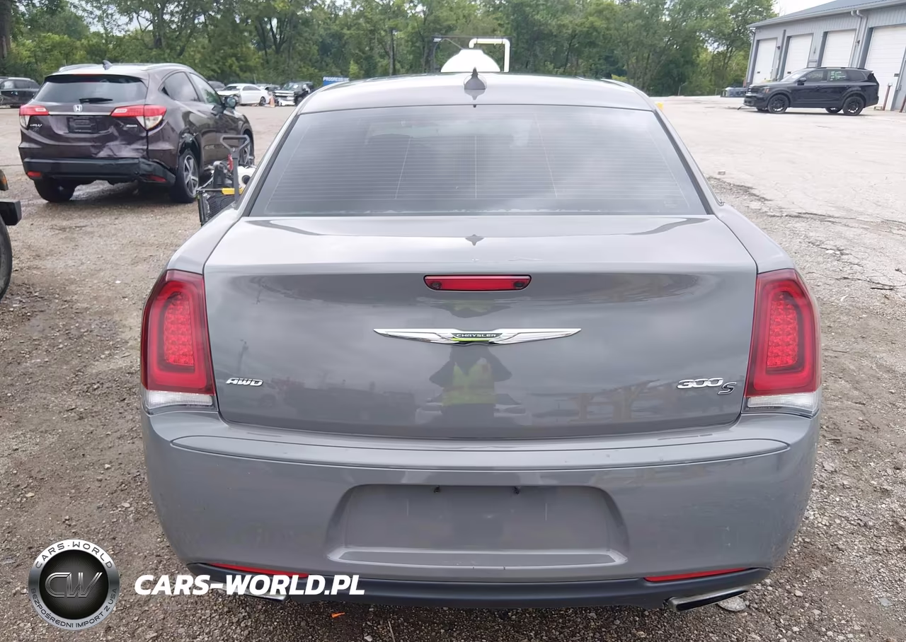 2017 Chrysler 300 300S Awd VIN:2C3CCAGG8HH612956 - 17