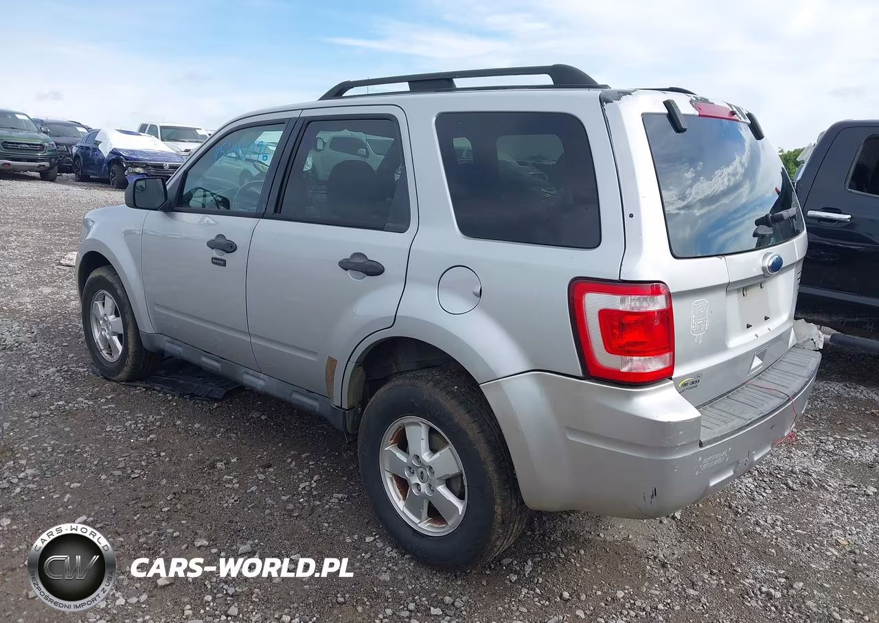 2011 Ford Escape Xlt VIN:1FMCU9D7XBKB26222 - 3