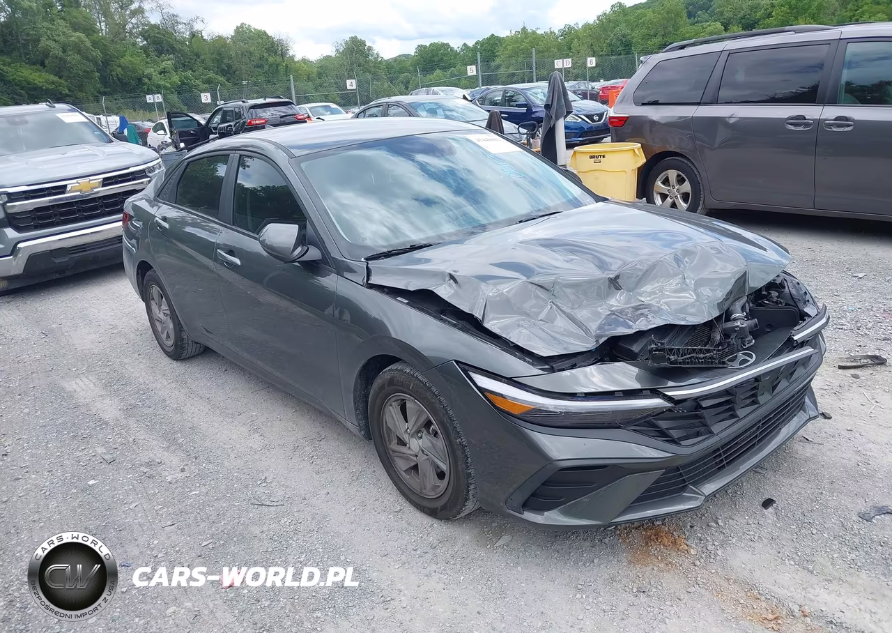 2024 Hyundai Elantra Se – zdjęcie 1 z 18