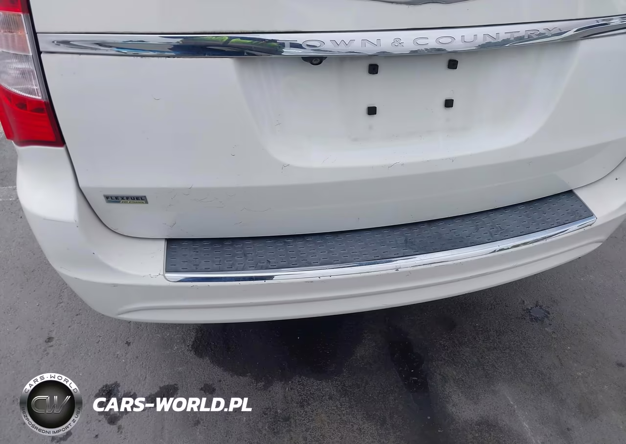 2013 Chrysler Town & Country Touring VIN:2C4RC1BG8DR690798 - 6