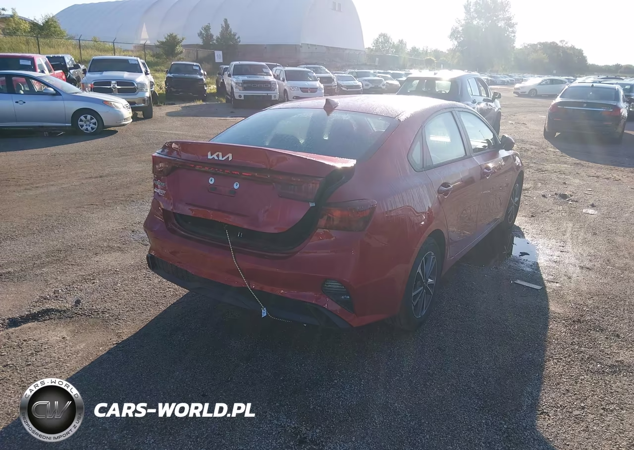 2023 Kia Forte Lxs VIN:3KPF24AD0PE682053 - 4