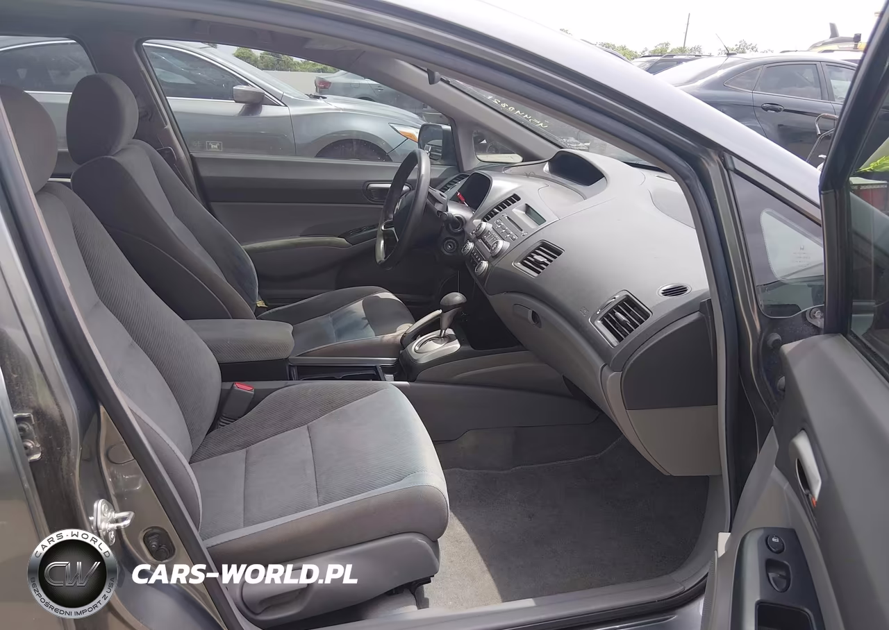 2010 Honda Civic Lx VIN:2HGFA1F5XAH311918 - 5