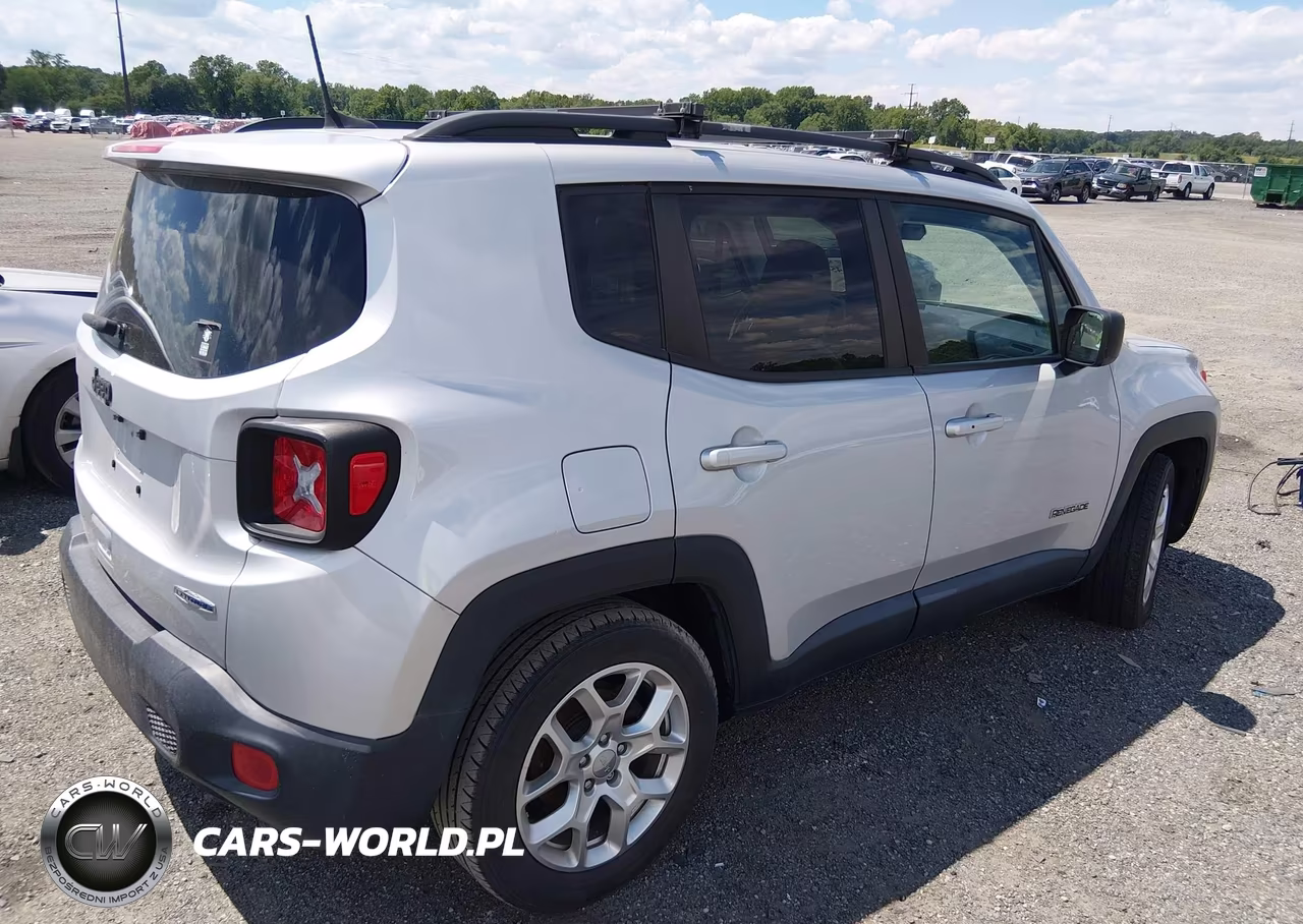 2018 Jeep Renegade Latitude Fwd VIN:ZACCJABB7JPH23872 - 4
