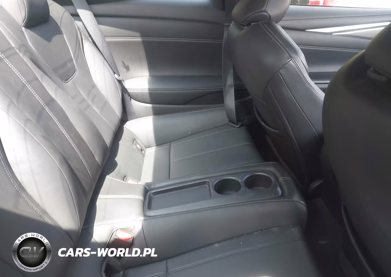2017 Infiniti Q60 2.0T Premium VIN:JN1CV7EL5HM321064 - 8