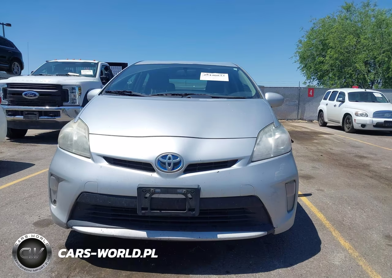 2012 Toyota Prius Two VIN:JTDKN3DUXC5537863 - 12