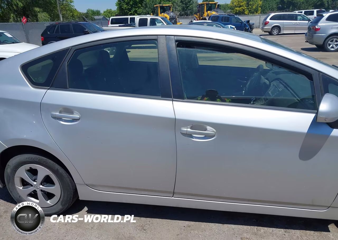2012 Toyota Prius Two VIN:JTDKN3DUXC5537863 - 13